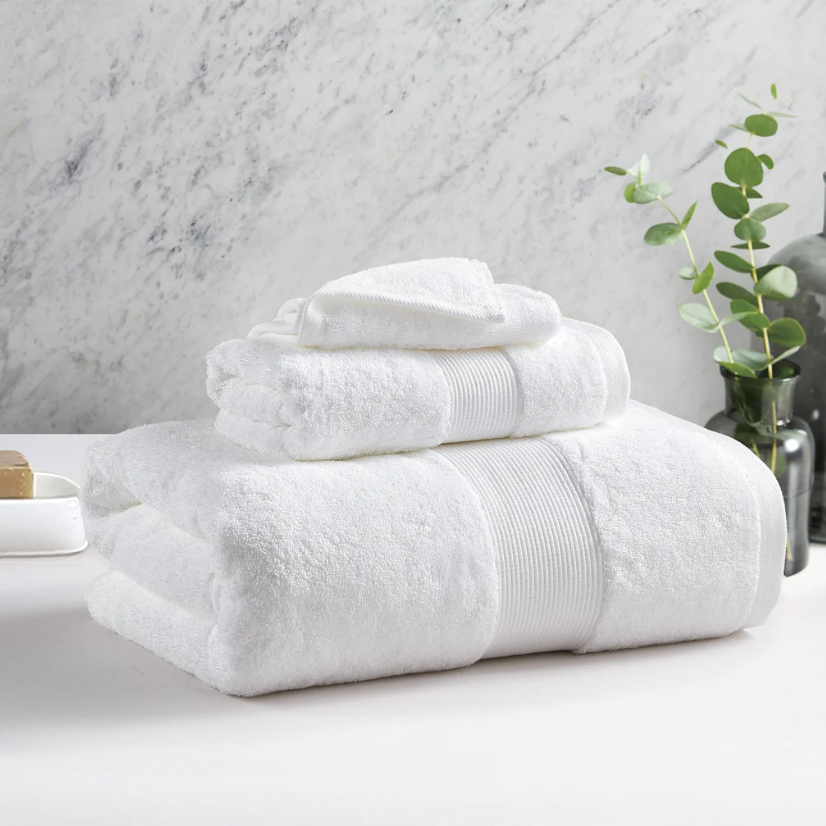 Khăn tắm dự phòng (1 chiếc)