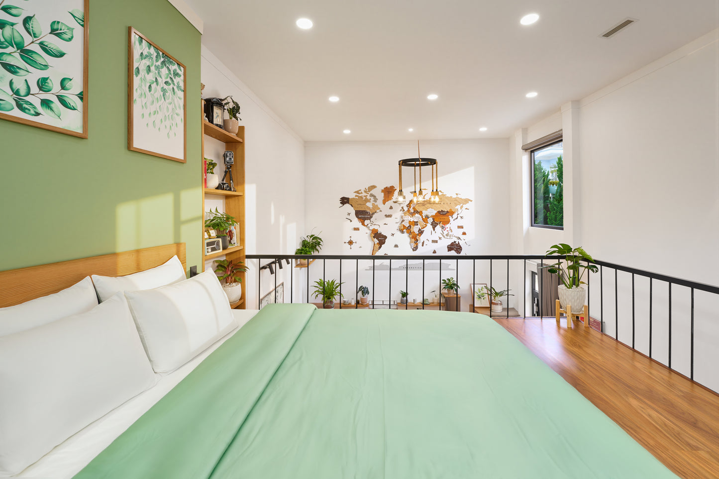 LYLAC Home Saigon HHH - Nhà phố 5 phòng ngủ đẹp tại trung tâm thành phố, Quận 1.