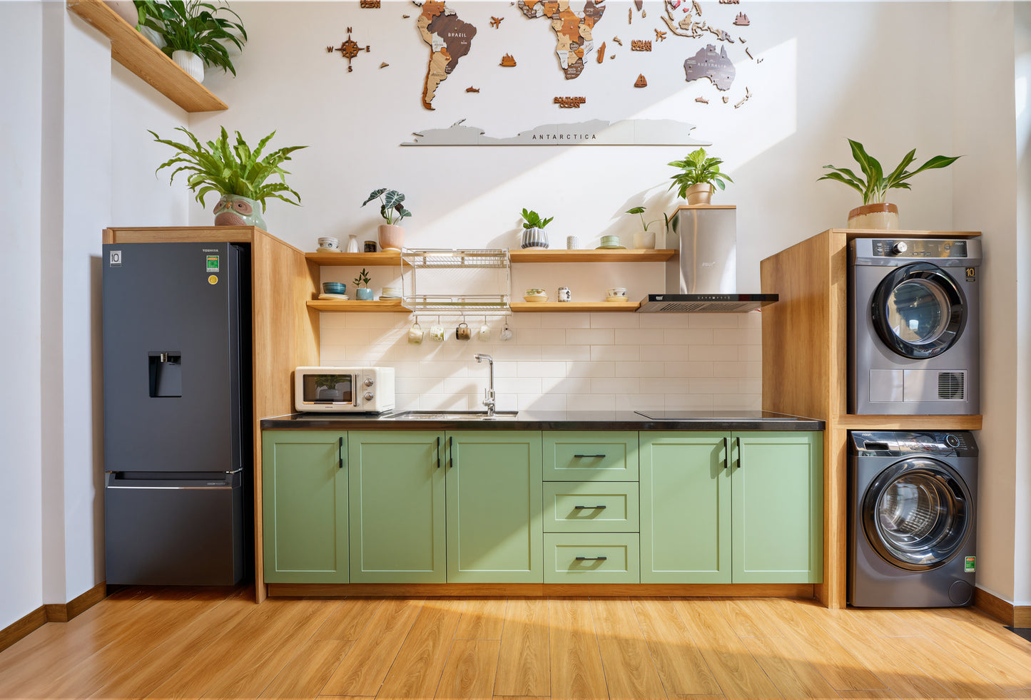 LYLAC Home Saigon HHH - Nhà phố 5 phòng ngủ đẹp tại trung tâm thành phố, Quận 1.