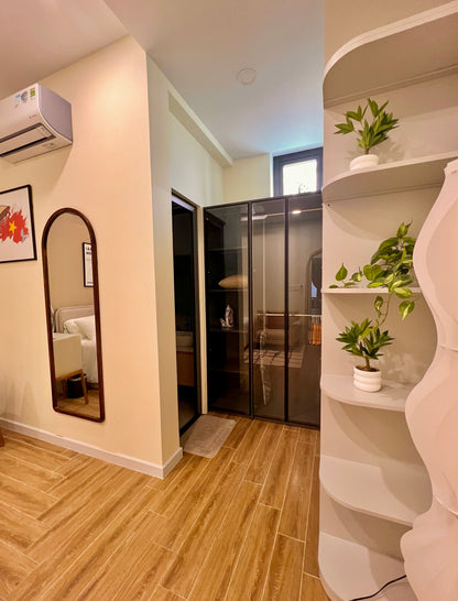 LYLAC Home Saigon NBK - Private Oasis 5BR Duplex in D1 near Japantown