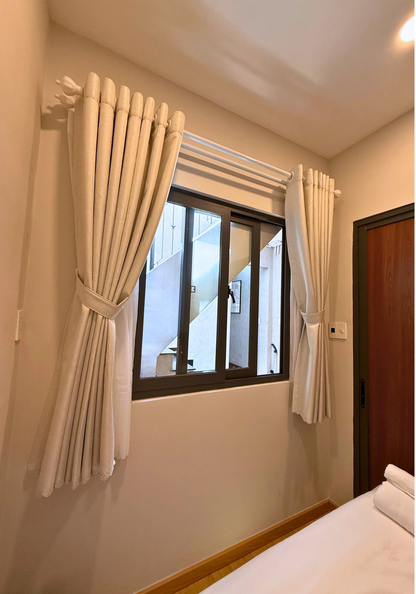 LYLAC Home Saigon COG - Tranquil City Center Wabi Sabi 3BR Townhouse in D1