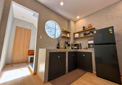 LYLAC Home Saigon COG - Tranquil City Center Wabi Sabi 3BR Townhouse in D1