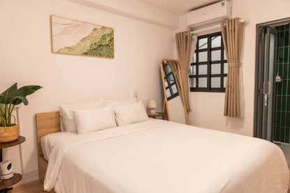 LYLAC Home Saigon HHH - Beautiful City Center 5BR Townhouse in D1