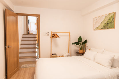 LYLAC Home Saigon HHH - Beautiful City Center 5BR Townhouse in D1