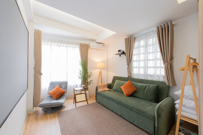 LYLAC Home Saigon HHH - Beautiful City Center 5BR Townhouse in D1