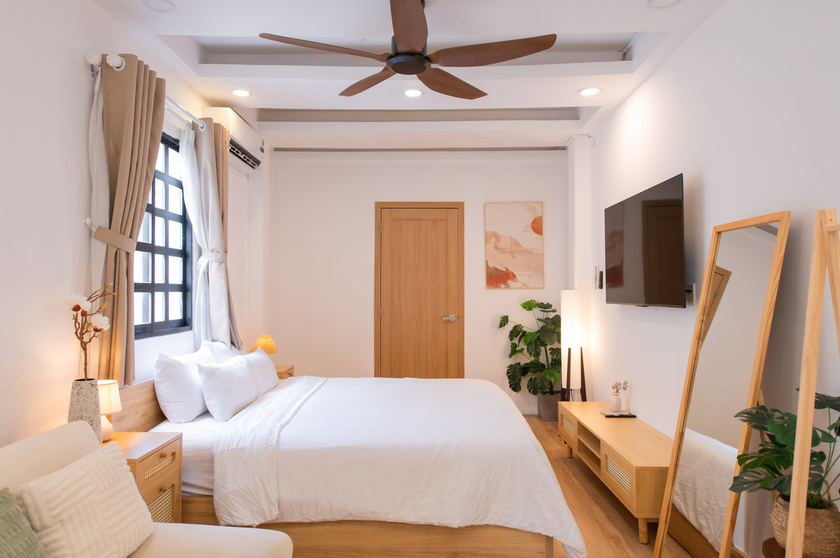 LYLAC Home Saigon HHH - Beautiful City Center 5BR Townhouse in D1