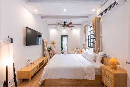 LYLAC Home Saigon HHH - Beautiful City Center 5BR Townhouse in D1