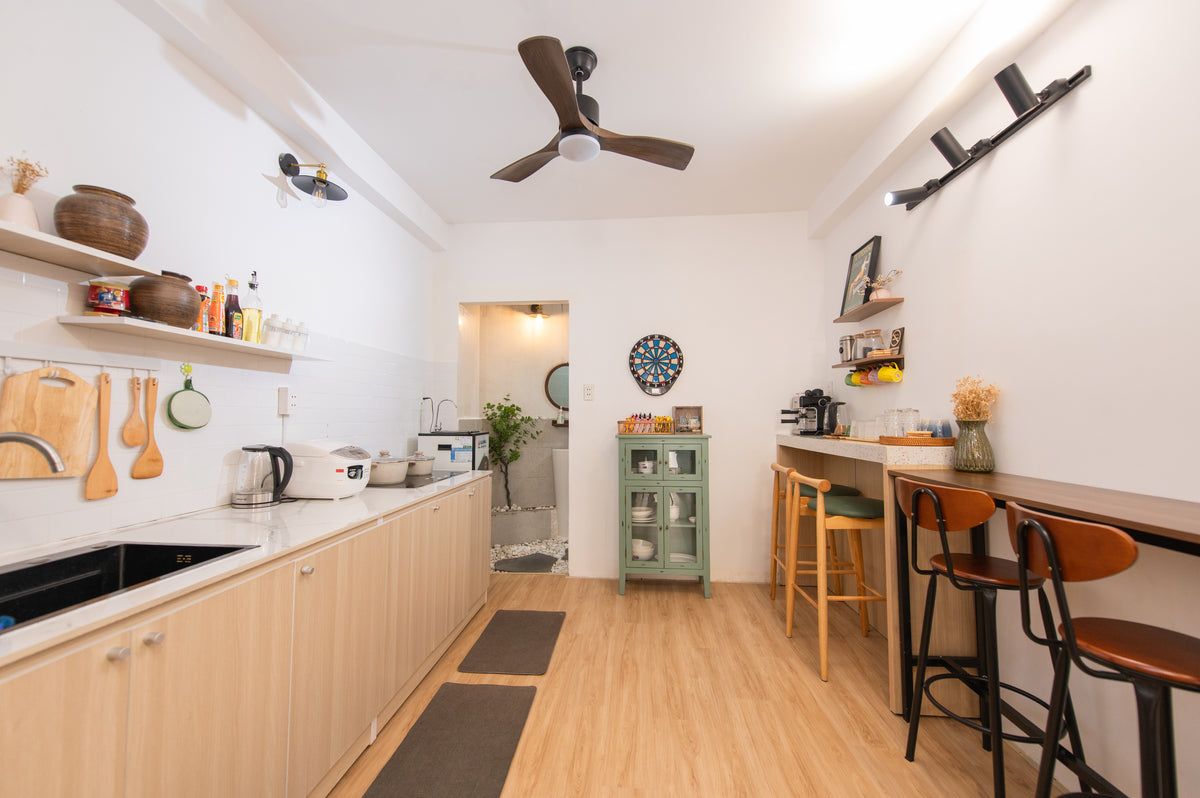 LYLAC Home Saigon HHH - Beautiful City Center 5BR Townhouse in D1