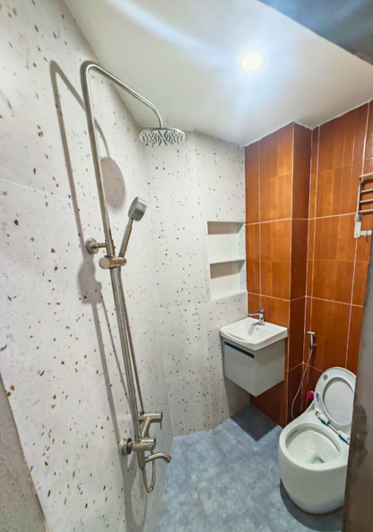 LYLAC Home Saigon TTT - Elegant 3BR 3BA Townhouse Roof Terrace Downtown D1