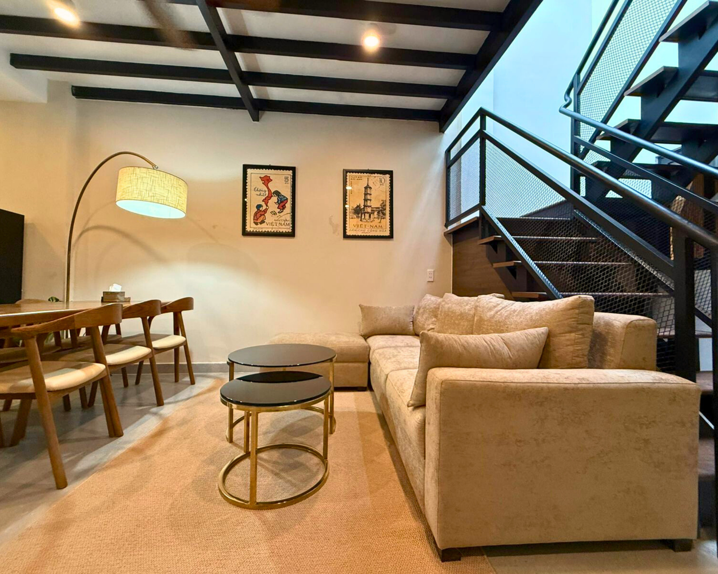 LYLAC Home Saigon COQ - Nhà phố 5 phòng ngủ phong cách đồng quê hiện đại ấm cúng, trung tâm thành phố D1