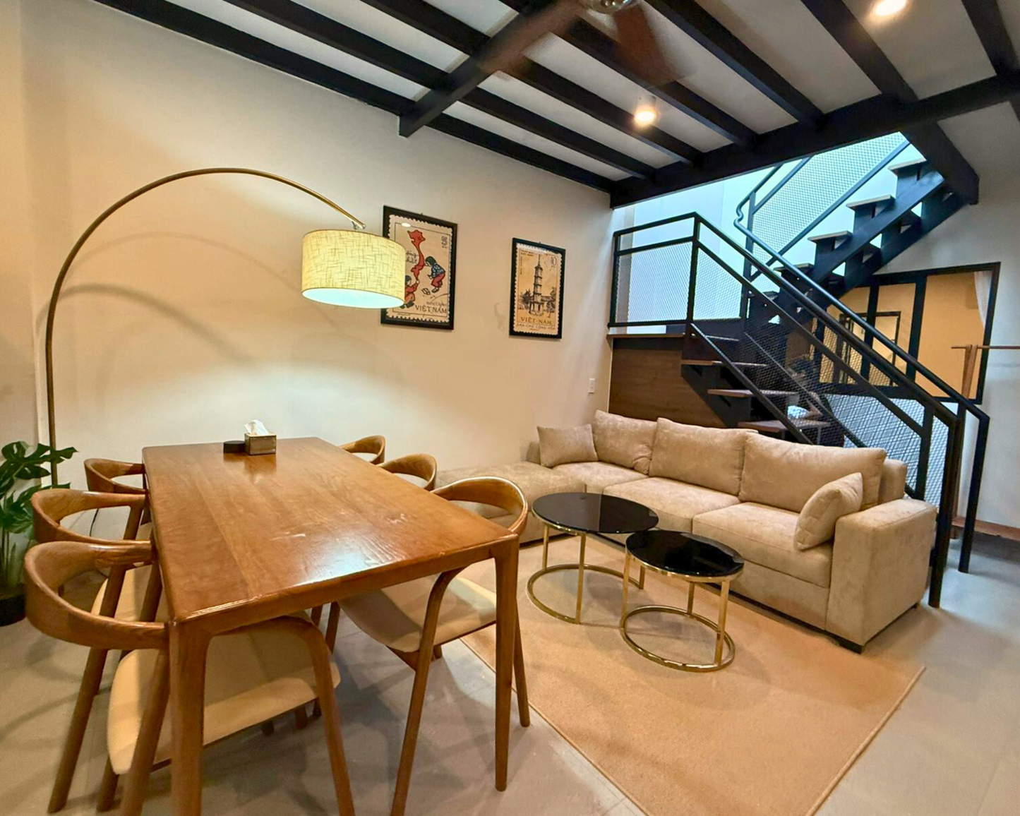 LYLAC Home Saigon COQ - Nhà phố 5 phòng ngủ phong cách đồng quê hiện đại ấm cúng, trung tâm thành phố D1