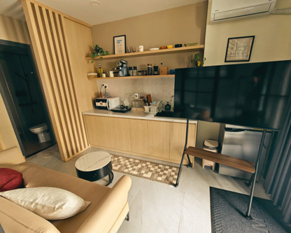 LYLAC Home Saigon NBK - Private Oasis 5BR Duplex in D1 near Japantown