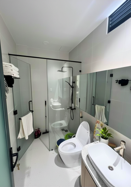 LYLAC Home Saigon NBK - Private Oasis 5BR Duplex in D1 near Japantown