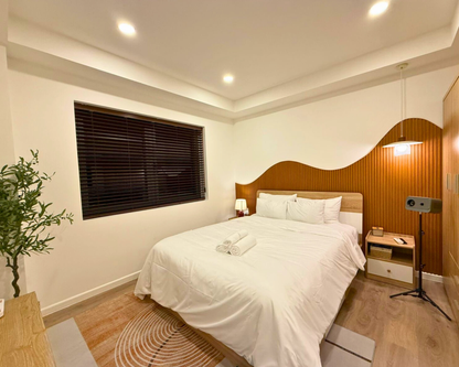 LYLAC Home Saigon NTMK - City Center 2BR Modern Townhouse Roof Terrace