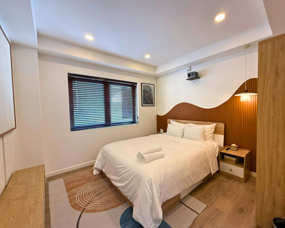 LYLAC Home Saigon NTMK - City Center 2BR Modern Townhouse Roof Terrace