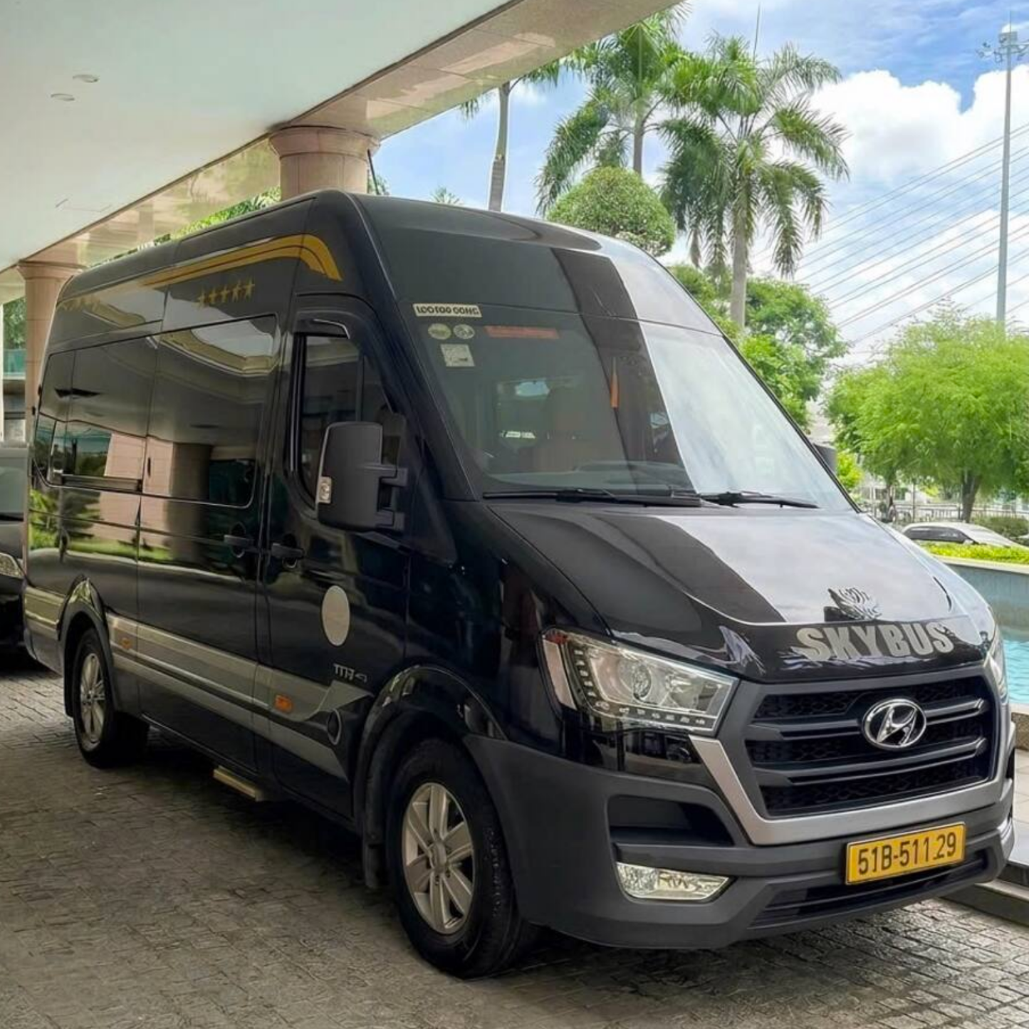 Privarte Hire Driver with Minivan (Half Day/Full Day)
