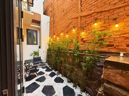 LYLAC Home Saigon TDX - City Center Cosy 4BR Townhouse with Garden in D1