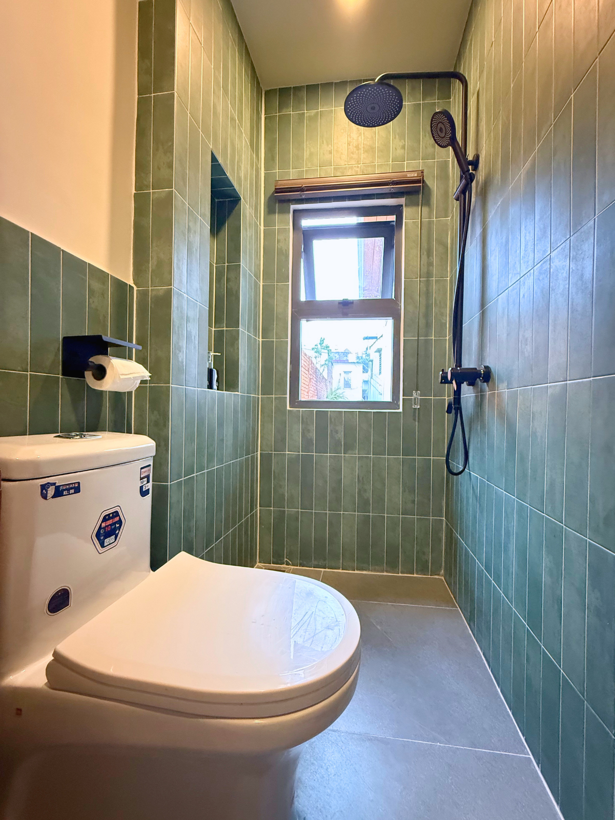 LYLAC Home Saigon TDX - Nhà phố 4 phòng ngủ ấm cúng có sân vườn tại trung tâm thành phố Quận 1.